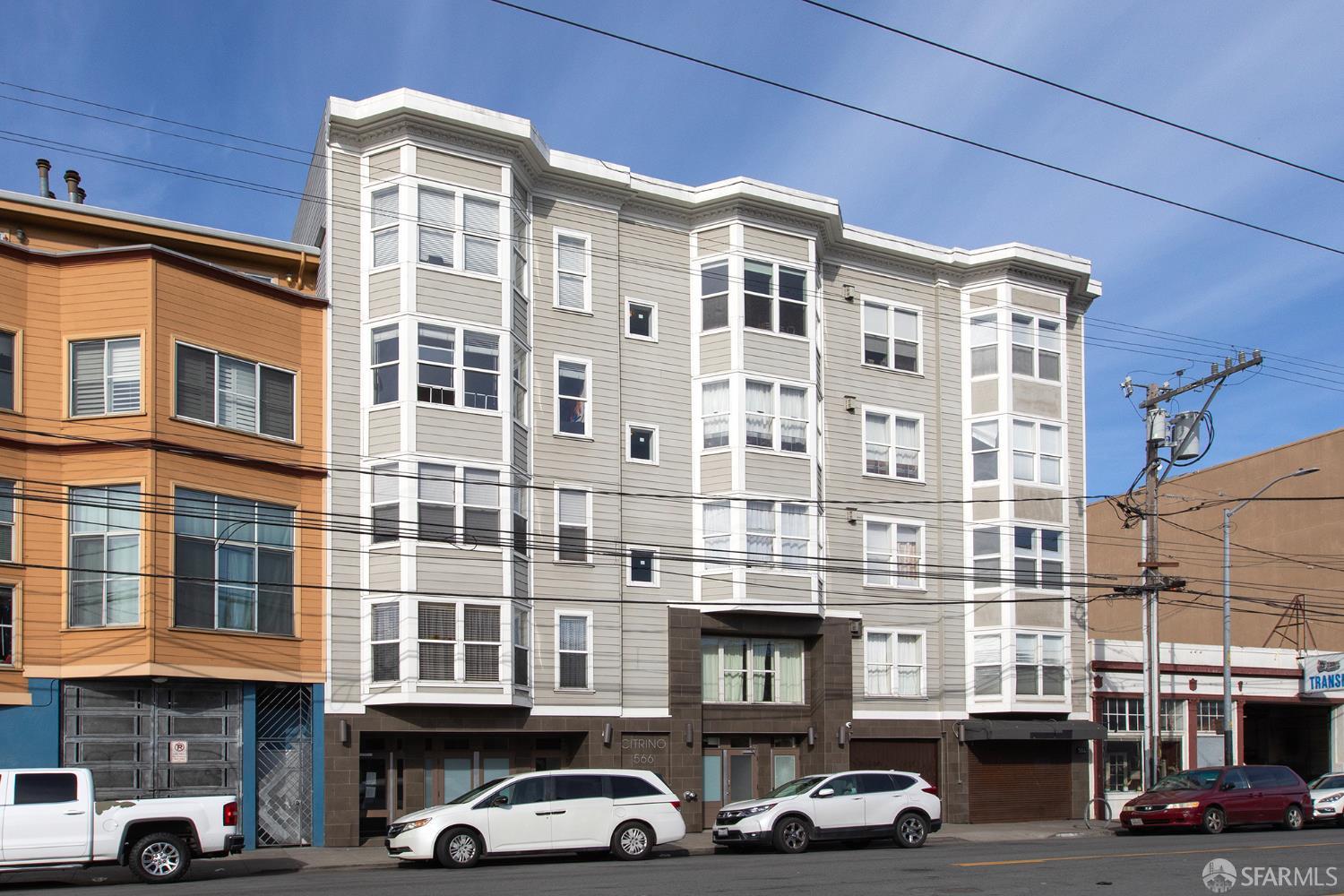 566 S Van Ness Avenue COMM1