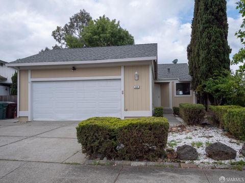 Property photo of 325 Newbury Street, Hercules, CA 94547