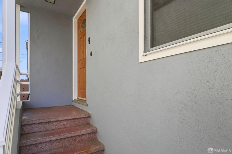 32 Eastgate Drive