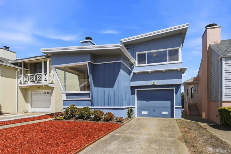 32 Eastgate Drive