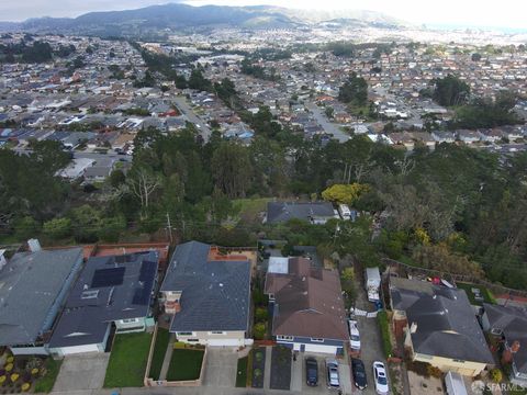 A home in San Bruno