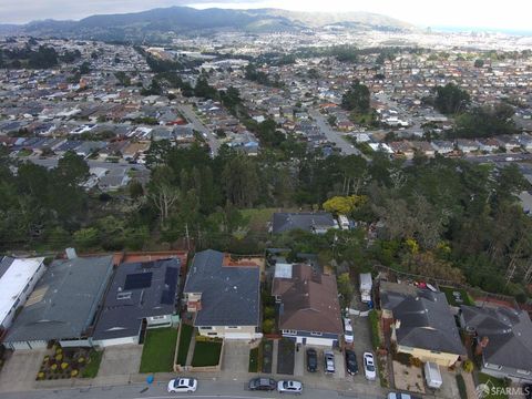 A home in San Bruno