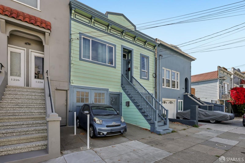 1222 York Street Garag
