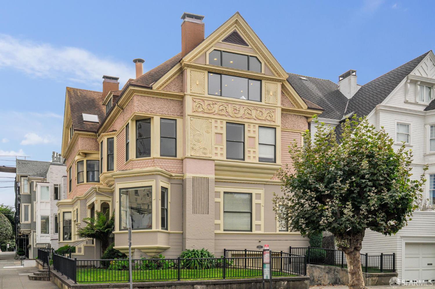 2525 Steiner Street 5