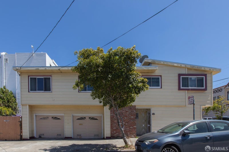483 Ellington Avenue