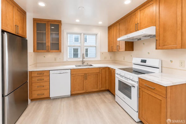 1918 FILBERT ST APT 101, SAN FRANCISCO, CA 94123 - Image 37d619fbddfa97716bcc6a6e95b67840/2814856503
