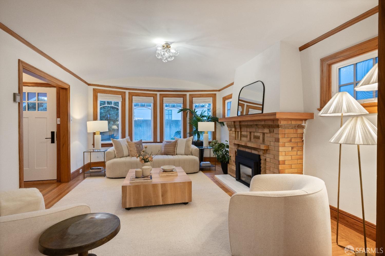 San Francisco, California 94127, United States, 3 Bedrooms Bedrooms, ,3 BathroomsBathrooms,Residential,Pending,87661