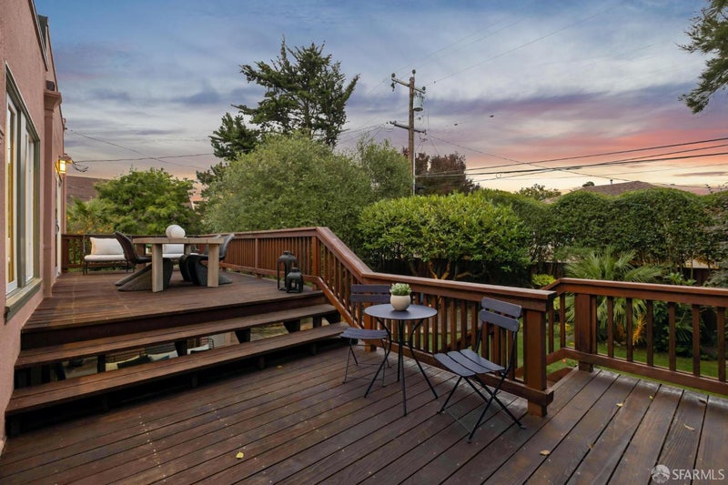 417 Dewey Boulevard
