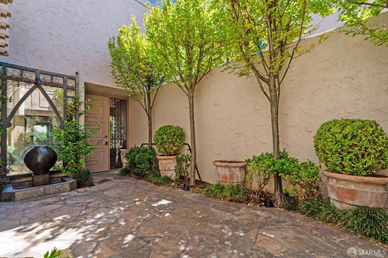 205 Casitas Bulevar Boulevard