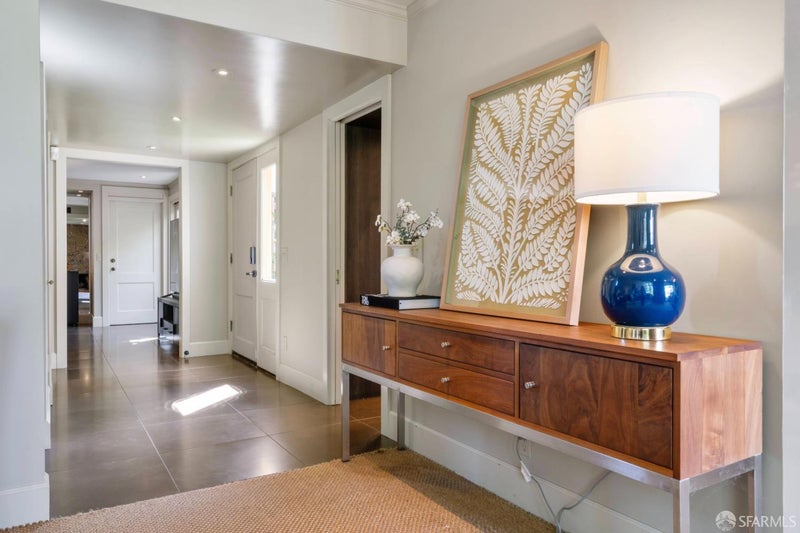 205 Casitas Bulevar Boulevard