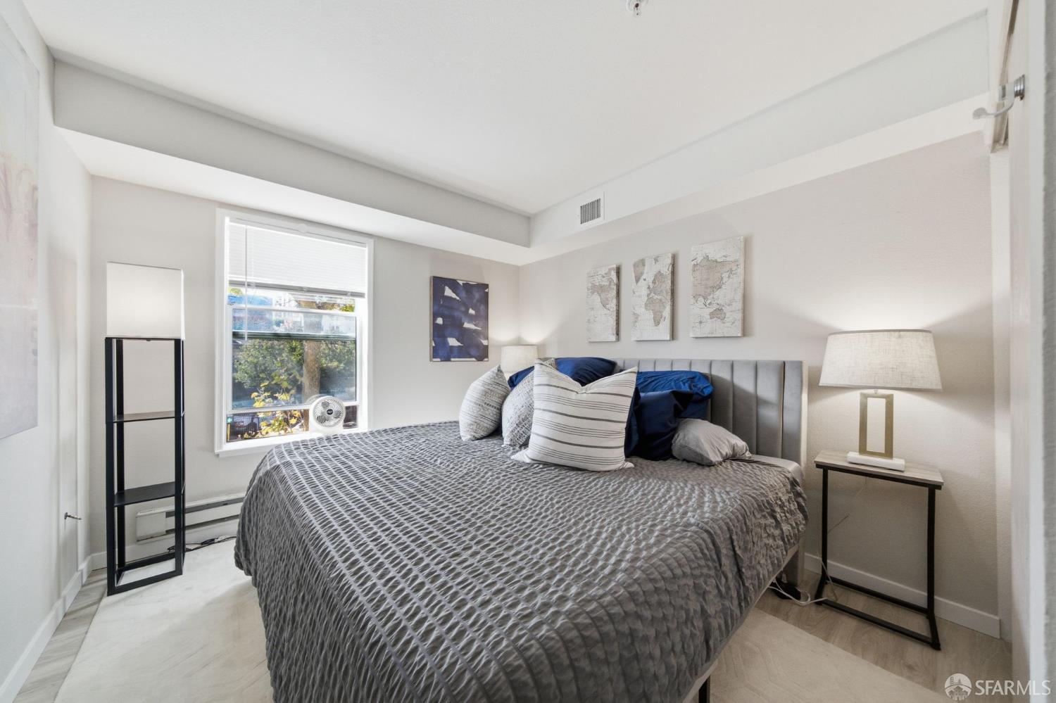 135 Valencia Street A201