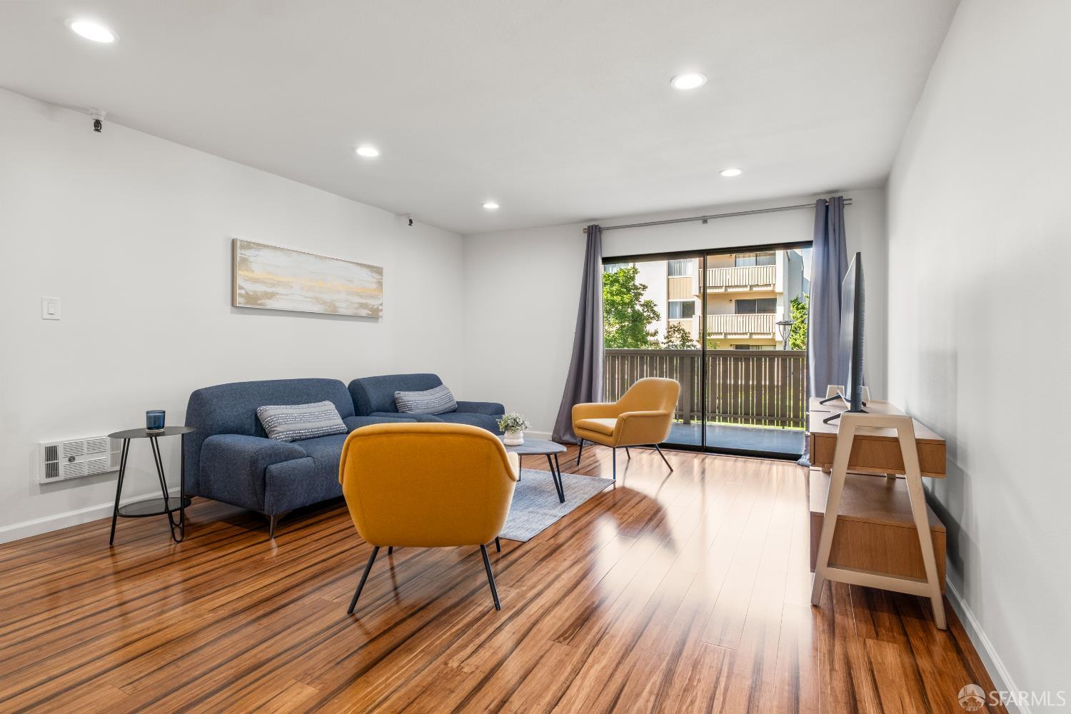 400 Ortega Avenue 111