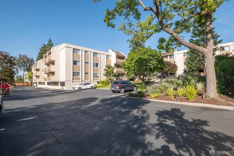 Property photo of 400 Ortega Avenue 111, Mountain View, CA 94040