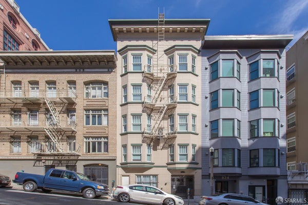 830 HYDE ST, SAN FRANCISCO, CA 94109 - Image 3c6f9c77b97441de29f97019a3d53635/2569678369