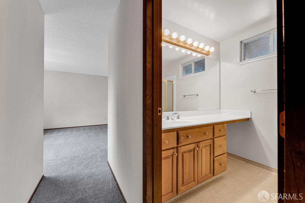 Walnut Creek, California 94598, United States, 3 Bedrooms Bedrooms, ,3 BathroomsBathrooms,Residential,Active,217744