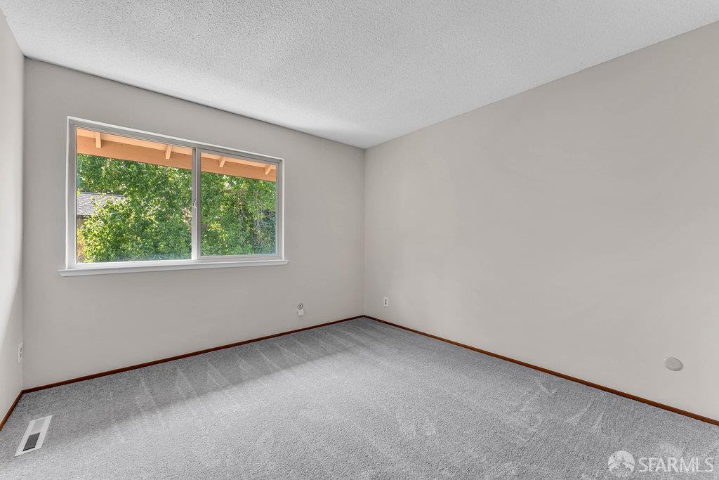 Walnut Creek, California 94598, United States, 3 Bedrooms Bedrooms, ,3 BathroomsBathrooms,Residential,Active,217744