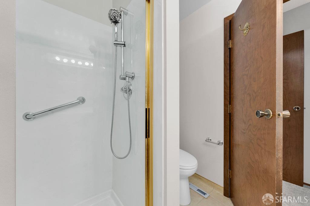 Walnut Creek, California 94598, United States, 3 Bedrooms Bedrooms, ,3 BathroomsBathrooms,Residential,Active,217744