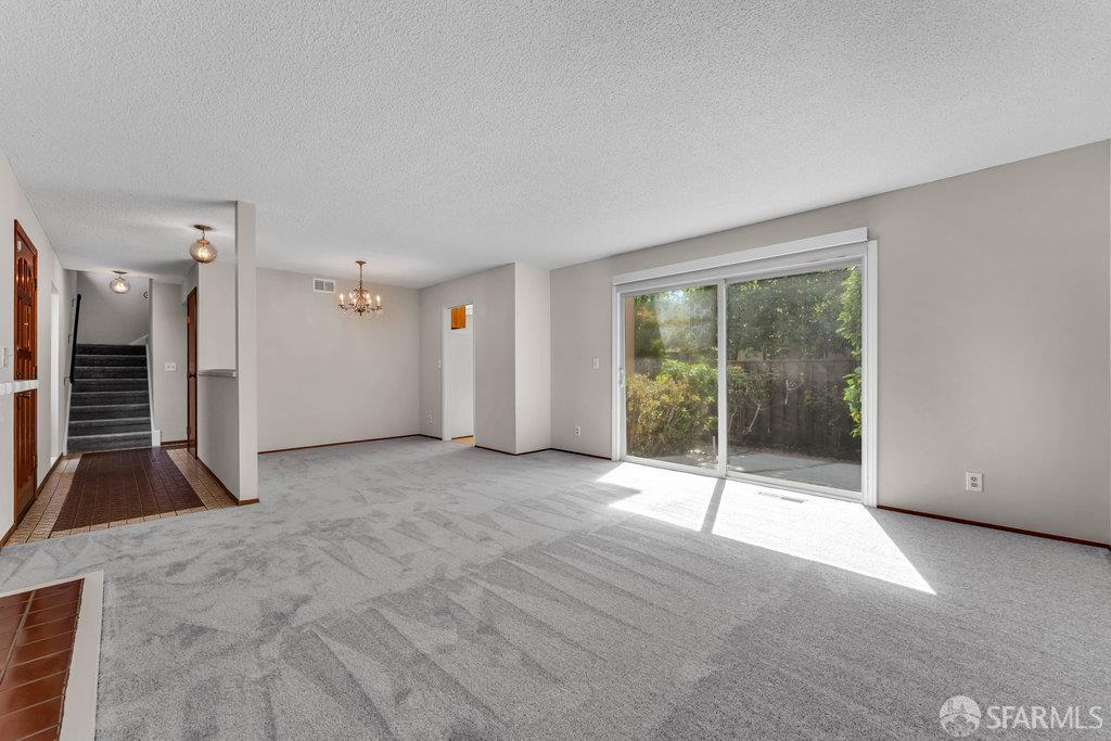 Walnut Creek, California 94598, United States, 3 Bedrooms Bedrooms, ,3 BathroomsBathrooms,Residential,Active,217744