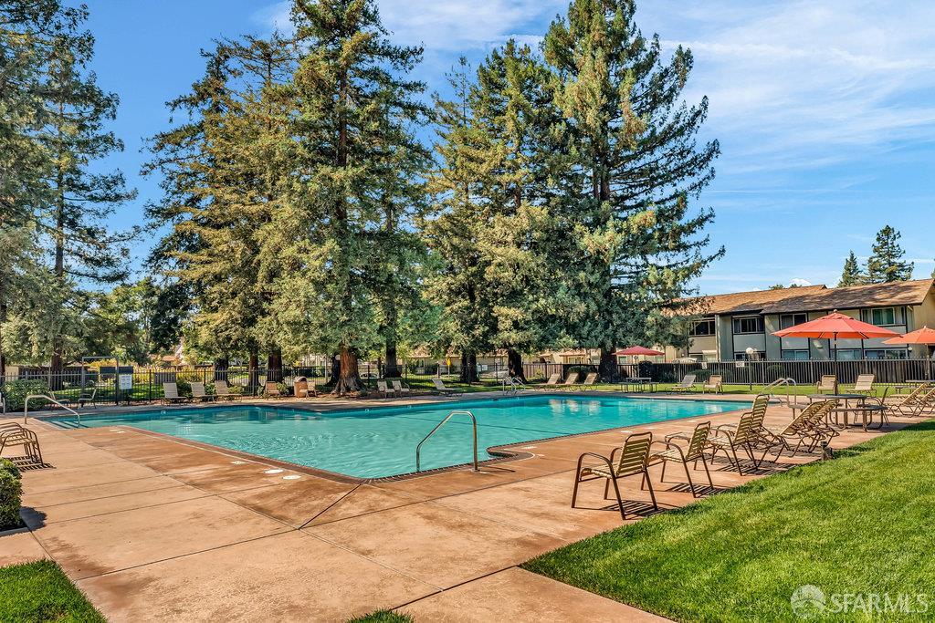 Walnut Creek, California 94598, United States, 3 Bedrooms Bedrooms, ,3 BathroomsBathrooms,Residential,Active,217744