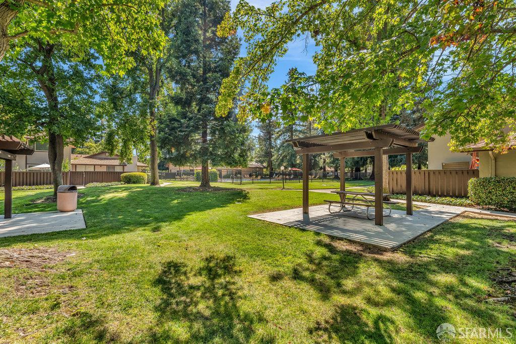 Walnut Creek, California 94598, United States, 3 Bedrooms Bedrooms, ,3 BathroomsBathrooms,Residential,Active,217744