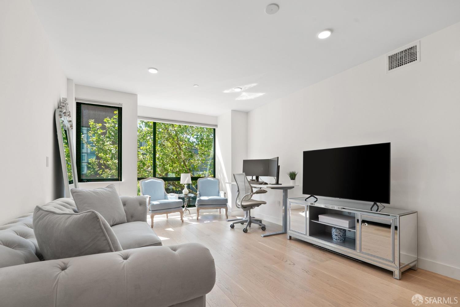 3620 Cesar Chavez Street 203, San Francisco CA 94110