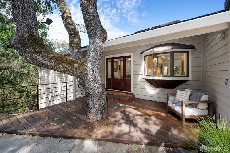 3346 Woodview Court