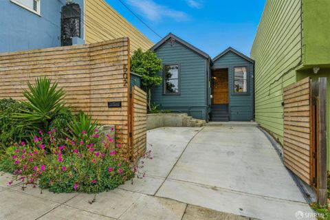 Photo of 502 Plymouth Avenue, San Francisco, CA 94112 (MLS # 425084142) Photo of 502 Plymouth Avenue, San Francisco, CA 94112 (MLS # 425084142)