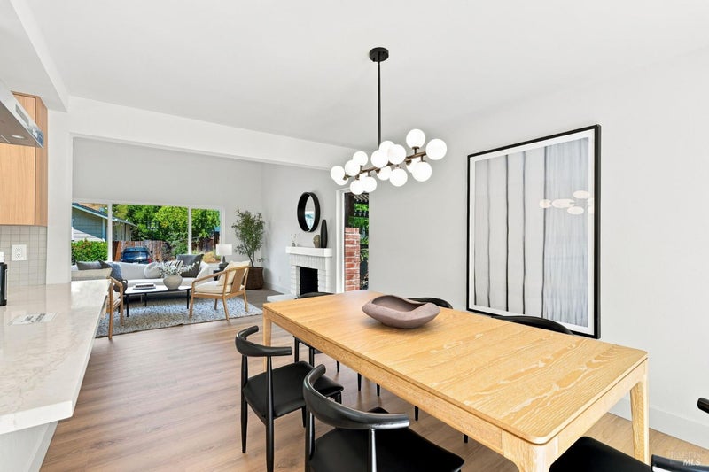 36 Plata Court