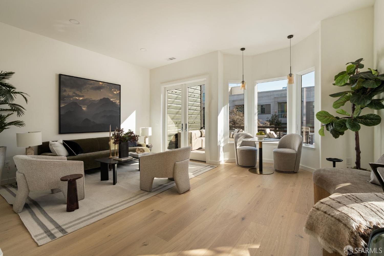 419 Laguna Street 2