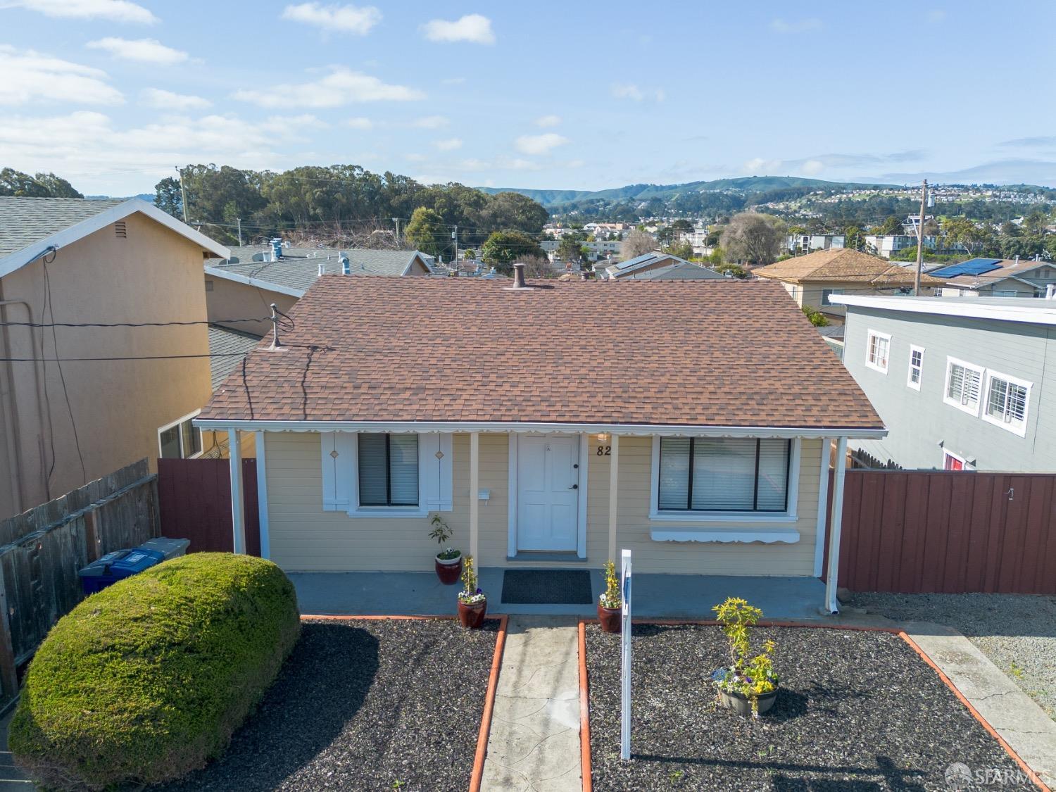 MLS: 425026210