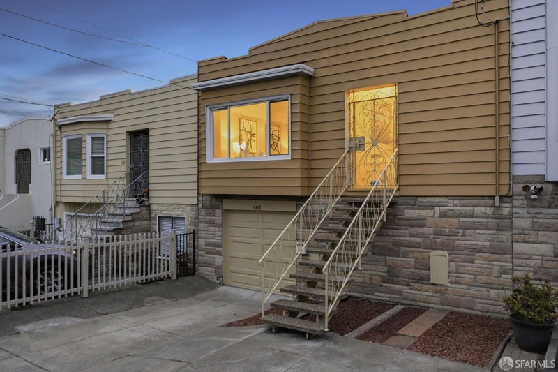 462 Bellevue Avenue