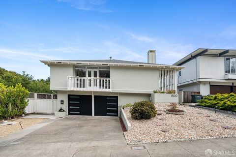 800 Larkspur Drive, Millbrae, CA 94030 - #: 425063107