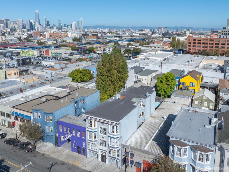 359 South Van Ness Avenue