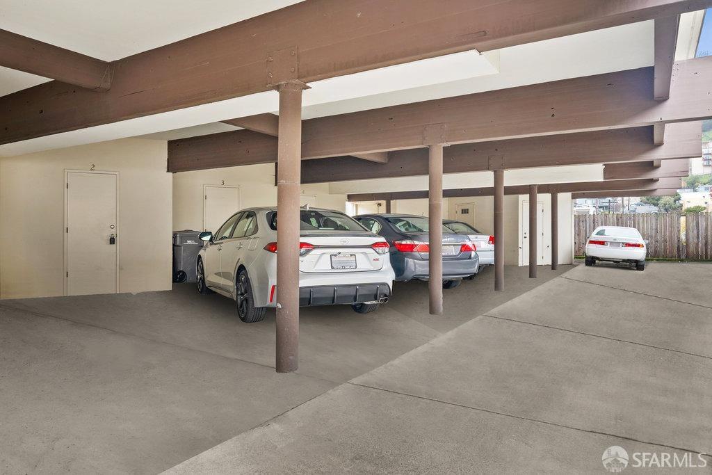 Albany, California 94706, United States, 2 Bedrooms Bedrooms, ,2 BathroomsBathrooms,Residential,Pending,1441