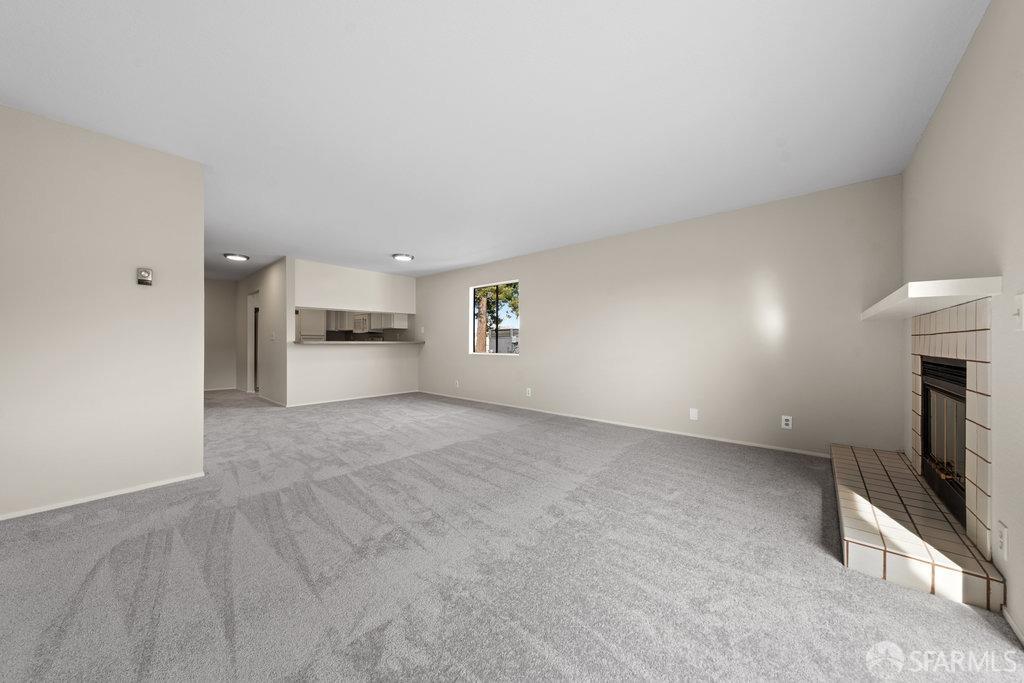 Albany, California 94706, United States, 2 Bedrooms Bedrooms, ,2 BathroomsBathrooms,Residential,Pending,1441