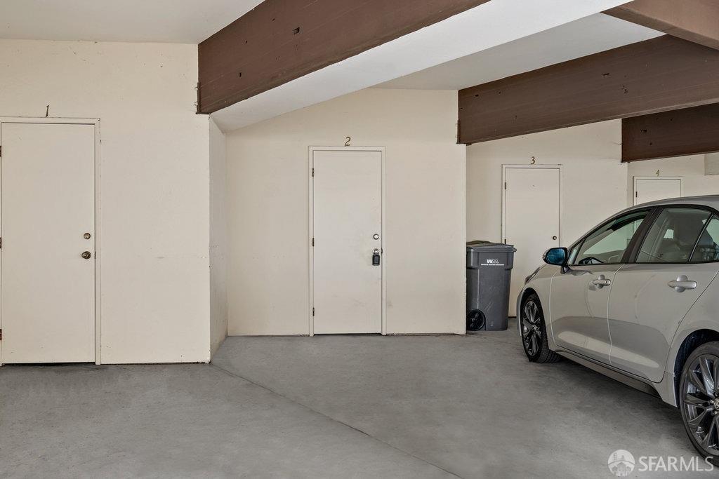 Albany, California 94706, United States, 2 Bedrooms Bedrooms, ,2 BathroomsBathrooms,Residential,Pending,1441