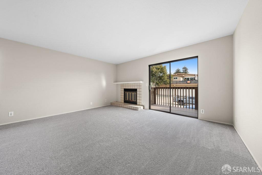 Albany, California 94706, United States, 2 Bedrooms Bedrooms, ,2 BathroomsBathrooms,Residential,Pending,1441