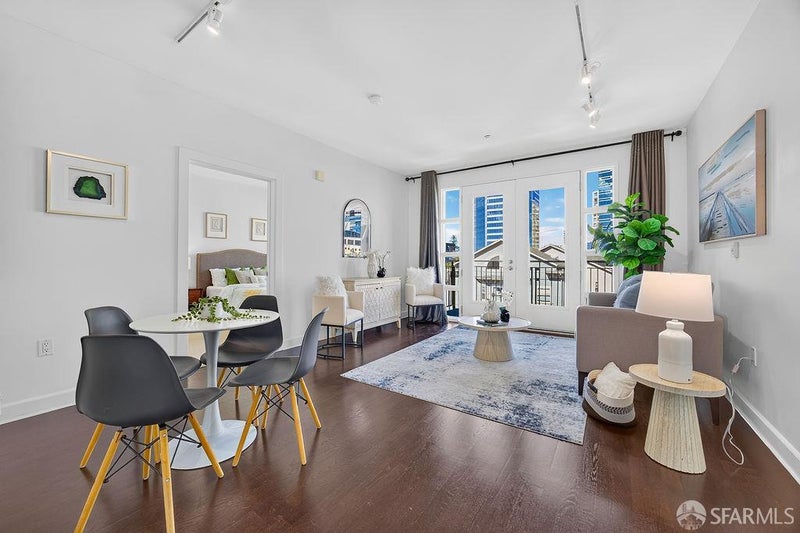 585 9th Street 551