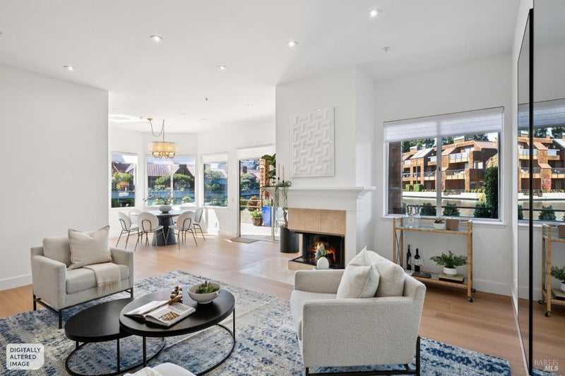 48 Lagoon Vista