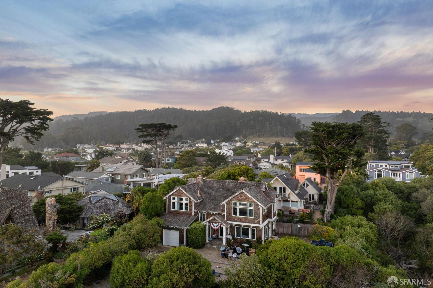 445 Mirada Road