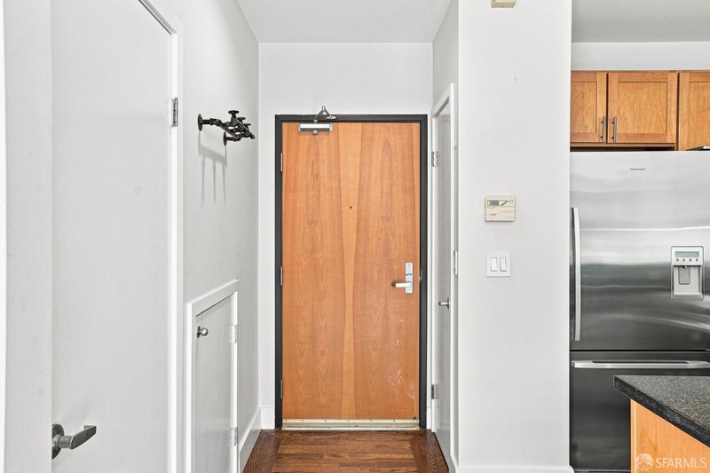 301 Gough Street 3