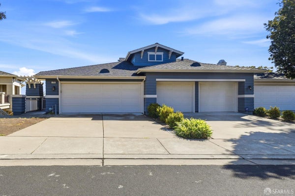 152 GOLDEN EAGLE LN, BRISBANE, CA 94005 - Image 41e49b88a53041b666740e634746225e/4160320529