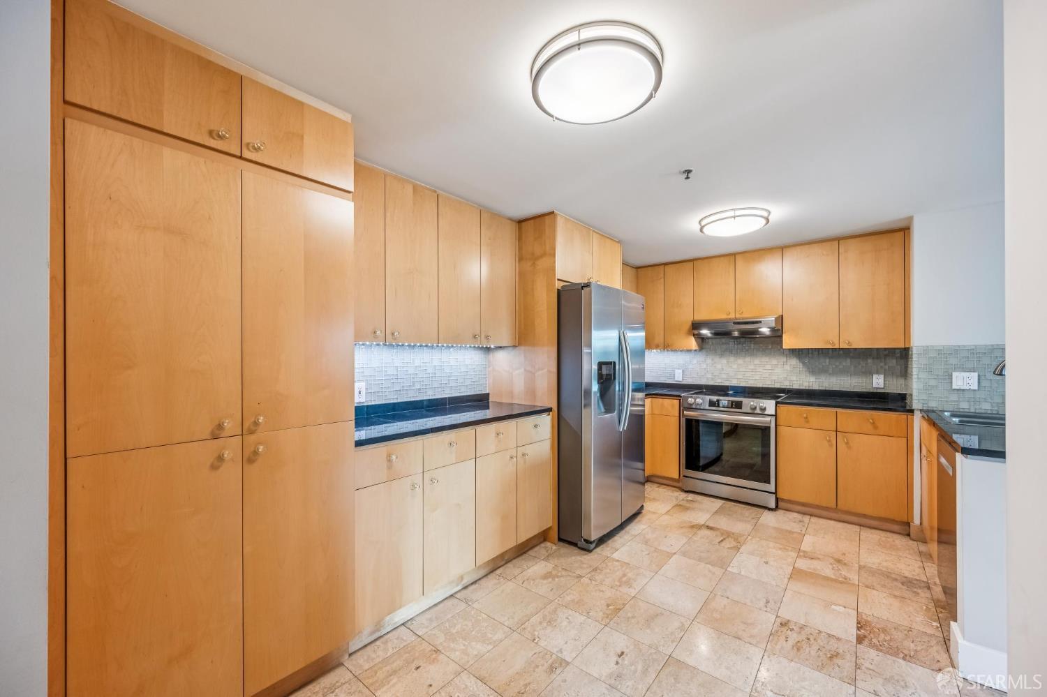 1388 Gough Street 406