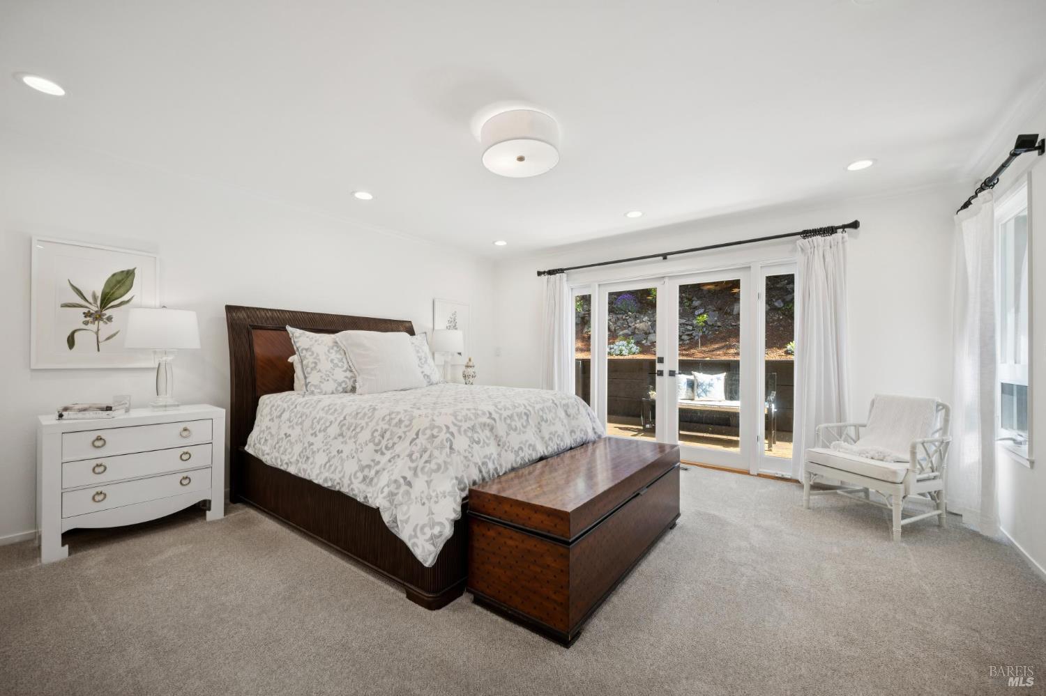 1380 Grand Avenue