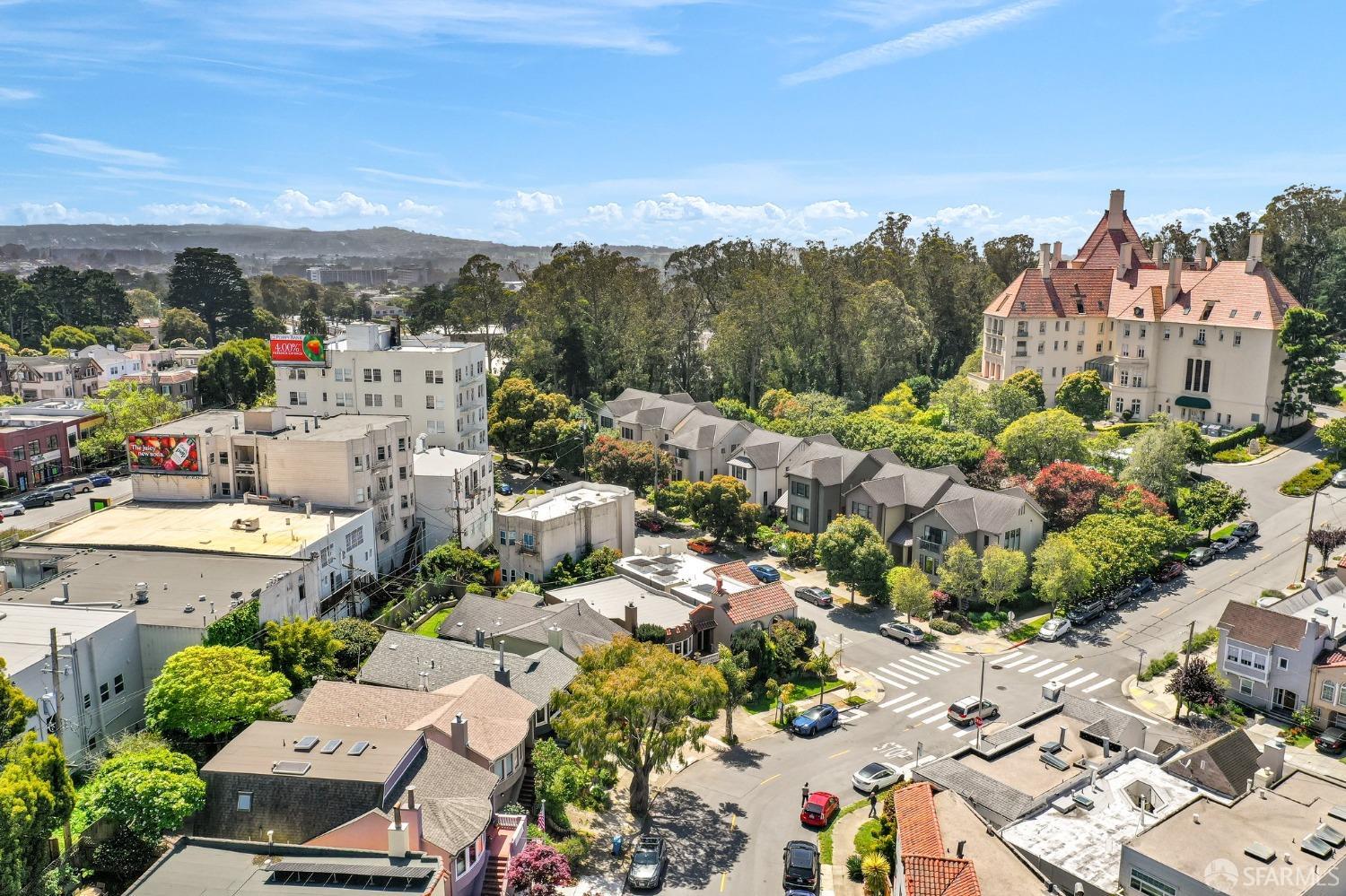 San Francisco, California 94127, United States, 3 Bedrooms Bedrooms, ,2 BathroomsBathrooms,Residential,Pending,115376