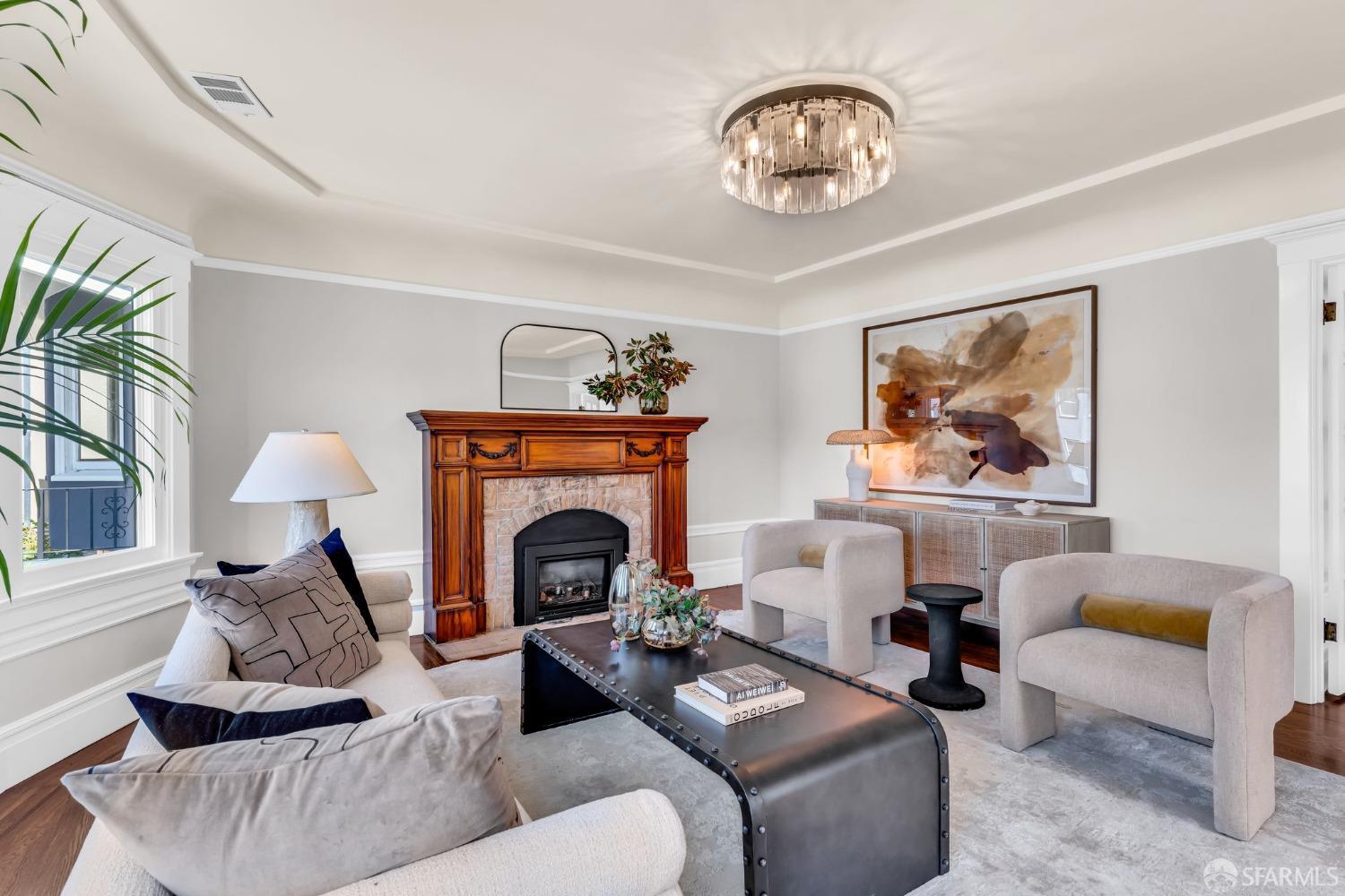 San Francisco, California 94127, United States, 3 Bedrooms Bedrooms, ,2 BathroomsBathrooms,Residential,Pending,115376