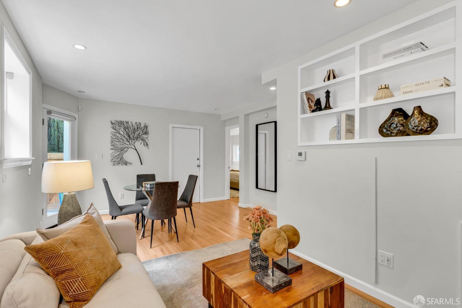 San Francisco, California 94127, United States, 3 Bedrooms Bedrooms, ,2 BathroomsBathrooms,Residential,Pending,115376