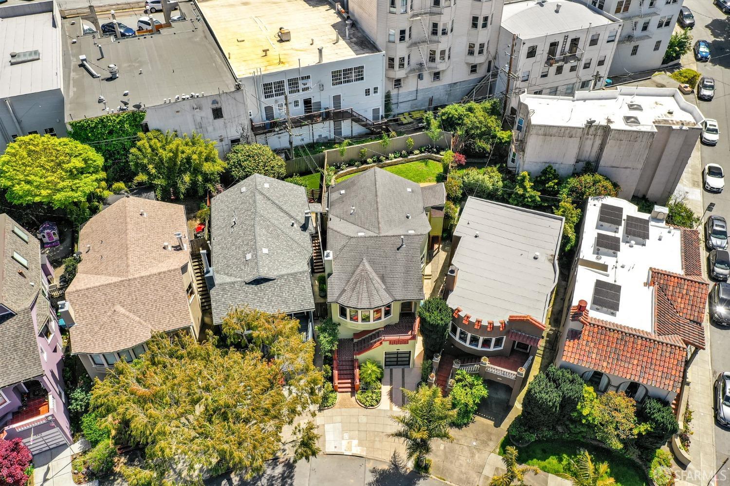 San Francisco, California 94127, United States, 3 Bedrooms Bedrooms, ,2 BathroomsBathrooms,Residential,Pending,115376