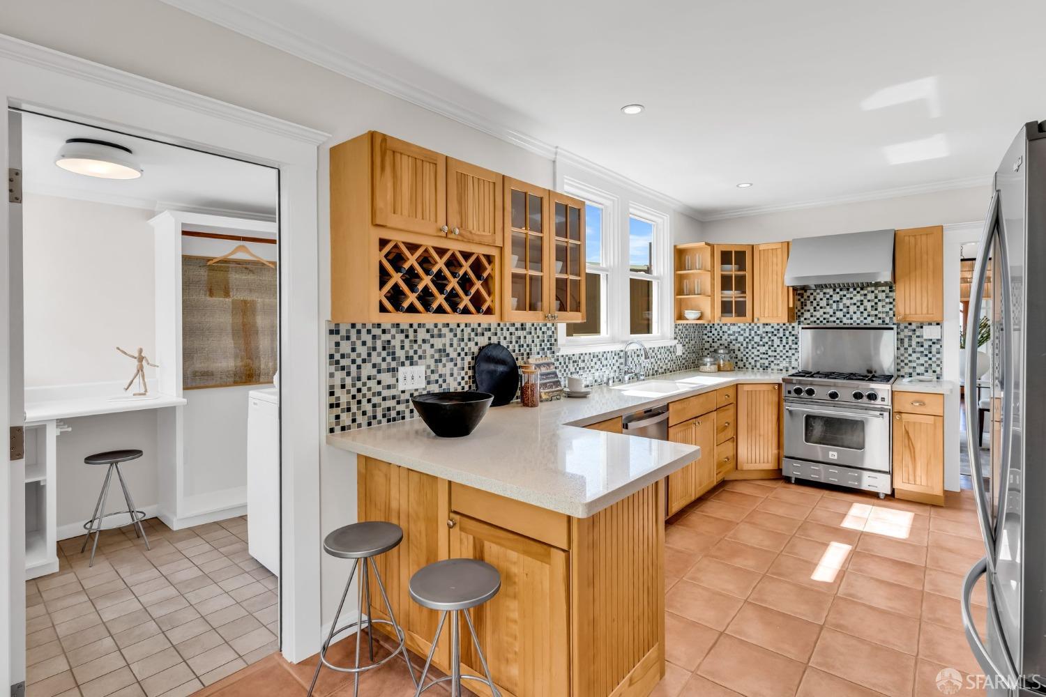 San Francisco, California 94127, United States, 3 Bedrooms Bedrooms, ,2 BathroomsBathrooms,Residential,Pending,115376