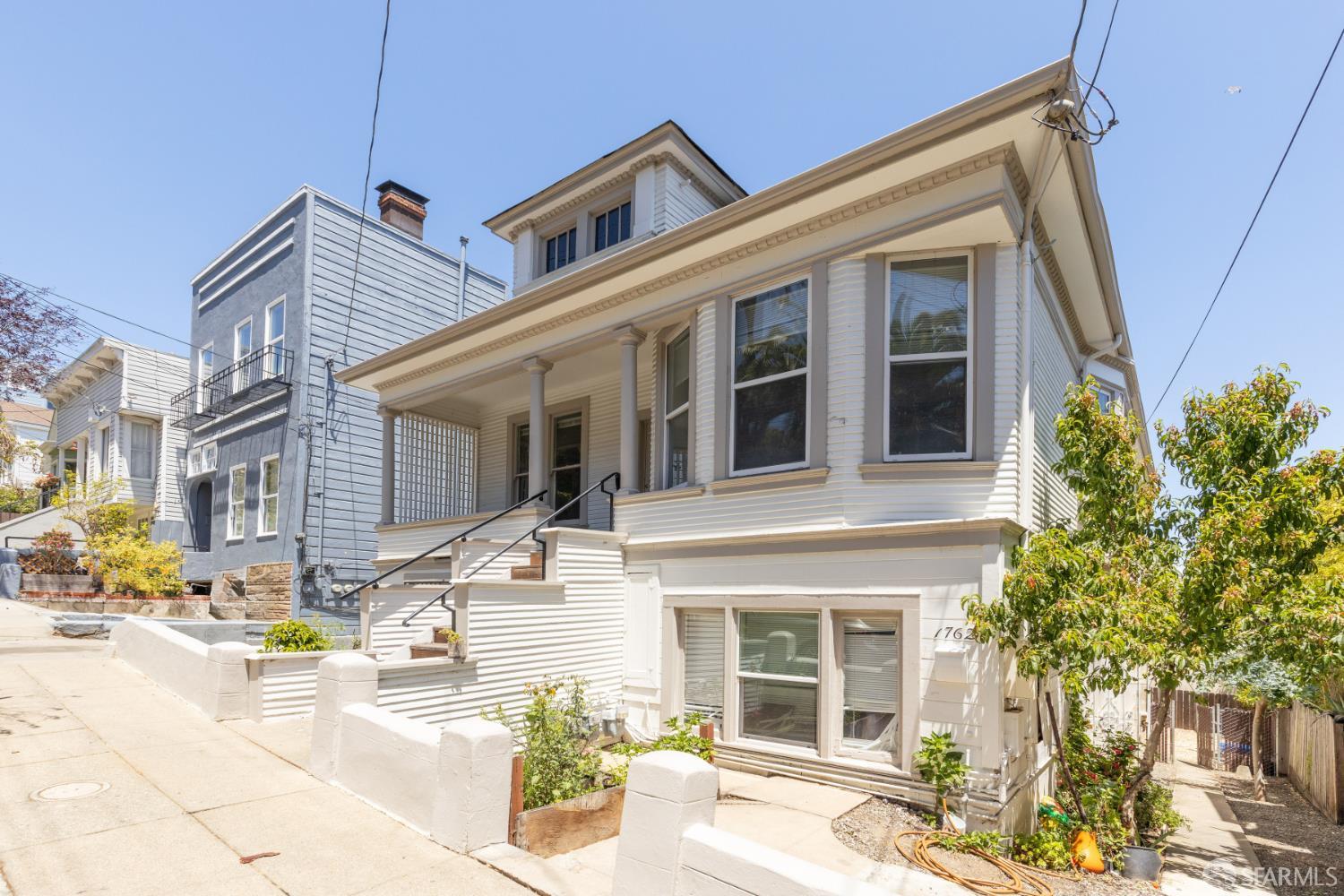 1762-1764 Quesada Avenue
